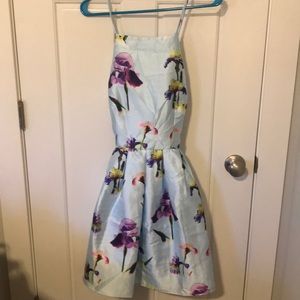 Boutique zipper back cocktail dress